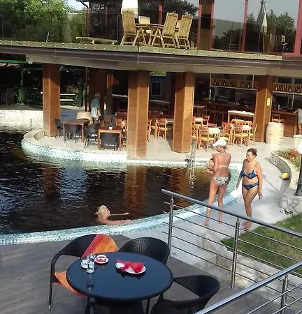 Tiski Mir Apartment Becej